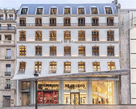 boutique dior parfum champs elysee|christian Dior in paris.